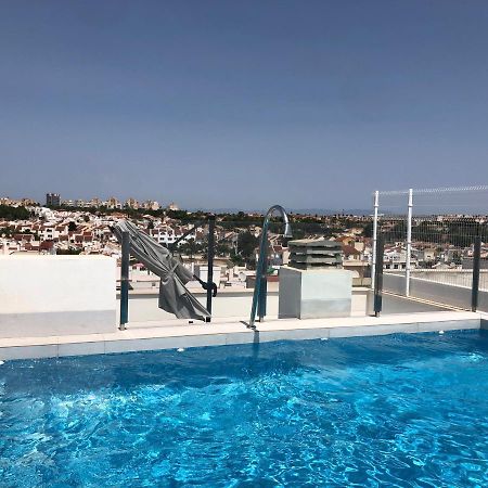 Modern Apartment In Torrevjea 200M From The Loccos Beach Torrevieja Extérieur photo