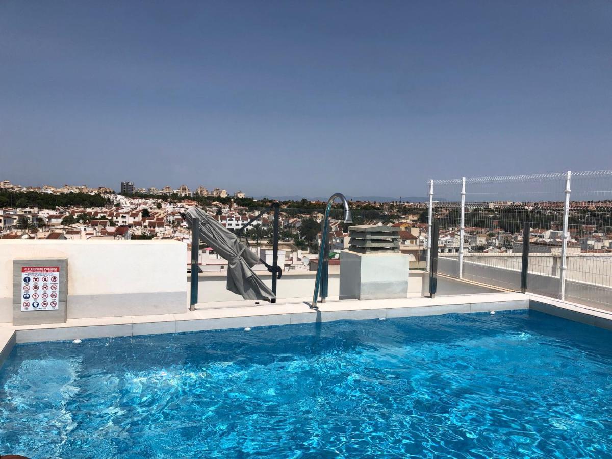 Modern Apartment In Torrevjea 200M From The Loccos Beach Torrevieja Extérieur photo